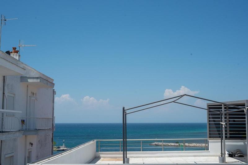 Grcka Reni Greece Beach Penthaus 3 Nea Kallikrateia Exteriér fotografie